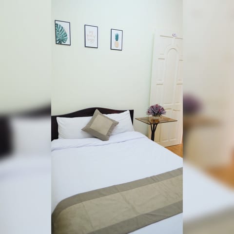 City Room, 1 Double Bed | Desk, blackout drapes, free WiFi