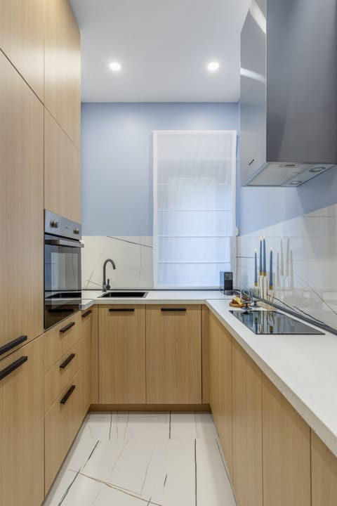 Design Apartment | Private kitchen | Fridge, microwave, oven, dishwasher