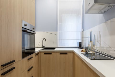 Design Apartment | Private kitchen | Fridge, microwave, oven, dishwasher