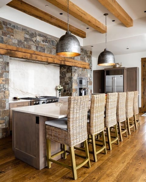 House, 6 Bedrooms | Private kitchen | Fridge, microwave, coffee/tea maker