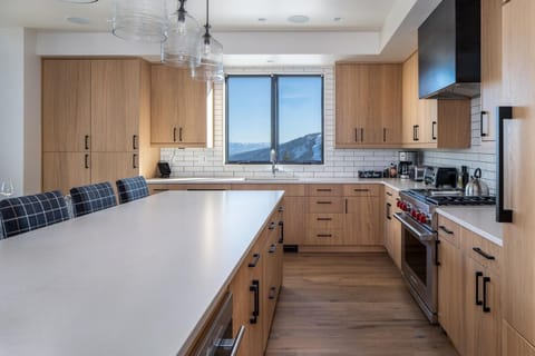 Indoors, Kitchen, Kitchen Island, Floor, Furniture