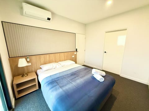 Superior Room, 1 Queen Bed | Free WiFi, bed sheets