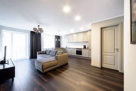 4a8f82c5-78af-4f24-9ed6-e43ee9ecd813