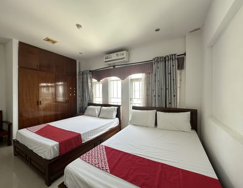 Superior Quadruple Room | Laptop workspace, free WiFi, bed sheets