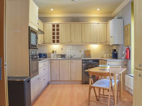 Kitchen | South Beach View, Tenby