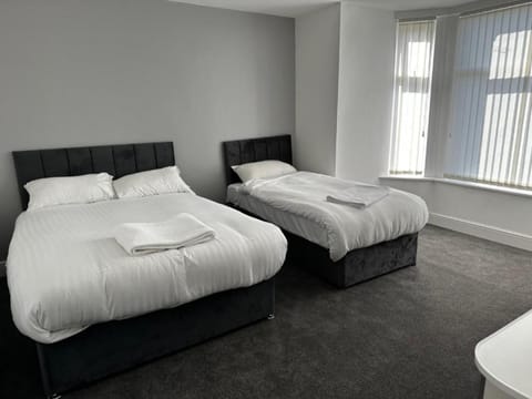 Deluxe Double Room, 1 Double Bed | Desk, free WiFi, bed sheets