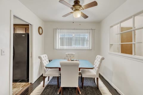 Home Decor, Indoors, Ceiling Fan, Furniture, Table