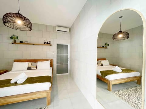 Deluxe Villa | In-room safe, desk, iron/ironing board, free WiFi