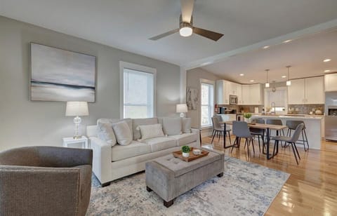 Livingroom and dining room.