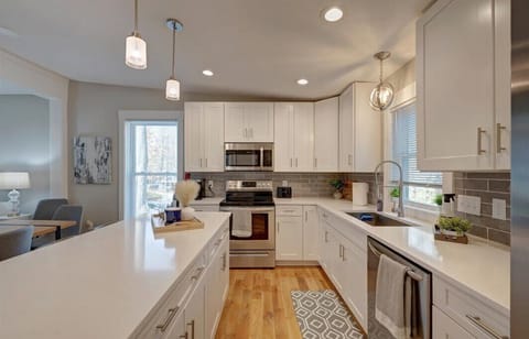 Fully stocked kitchen with all you need.