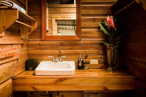 Honeymoon Bungalow, 1 Bedroom, Garden Area | Bathroom sink