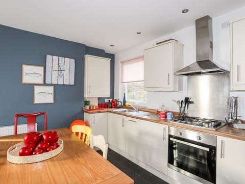 Fridge, dishwasher, electric kettle, toaster