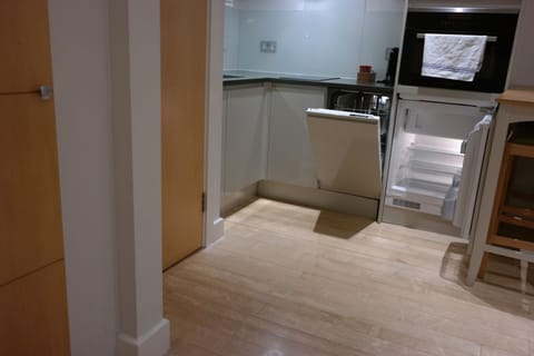 Studio Apartment 5 | Private kitchen | Fridge, microwave, oven, stovetop