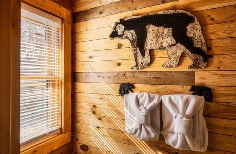 The cabin gets a lot of light