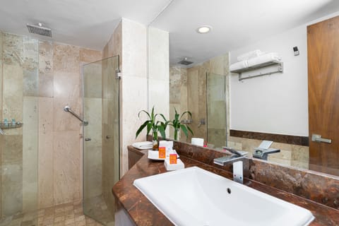 One Bedroom Suite | Bathroom | Shower, towels