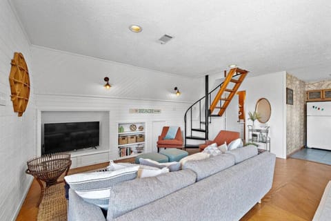 Cozy up for a movie night with the whole family!