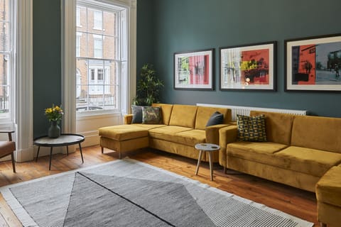 The Falkner Quarters, Liverpool - Host & Stay