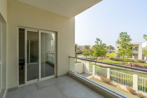 Villa (5 Bedrooms) | Balcony