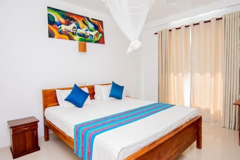 Deluxe Double Room, Sea View | Desk, free WiFi