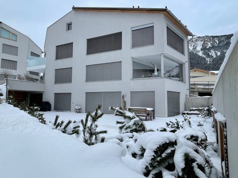 Exterior view of the Valmala building