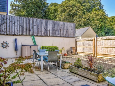 Sitting-out-area | The Beach Retreat, Duporth