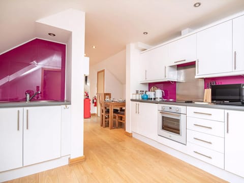 Kitchen | The Hive, Dornoch