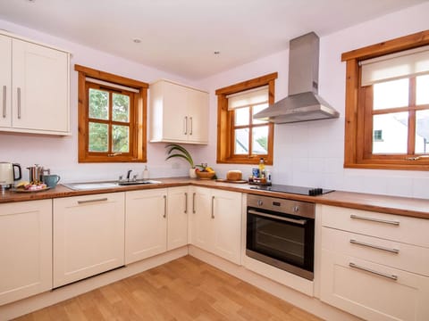 Kitchen | Fernabeg, Tain