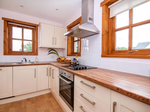 Kitchen | Fernabeg, Tain