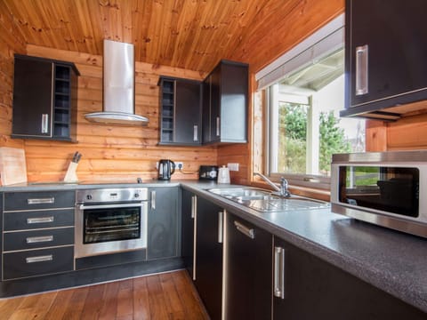 Kitchen | Carn Eilrig, Aviemore