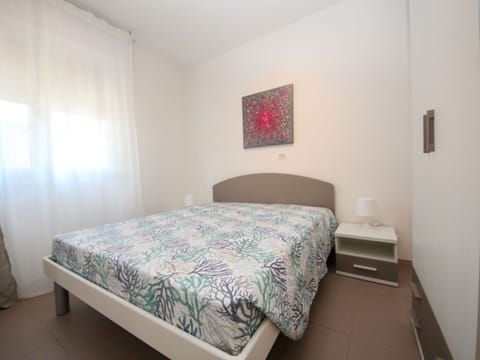 Property, Comfort, Wood, Building, Interior Design, Floor, Flooring, Hardwood, Bed