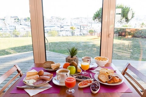 Daily buffet breakfast (EUR 13 per person)