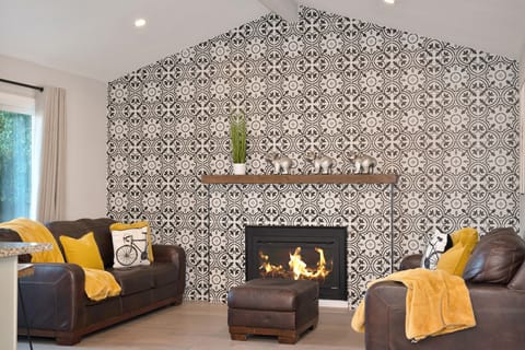 Living room with 2 large nonconvertible sofas and the den. (sleep 2)