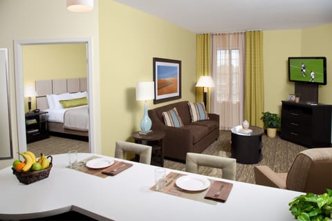 Suite, 1 Bedroom, Kitchen (1 King, Living, Dining) | Premium bedding, down comforters, Tempur-Pedic beds, desk