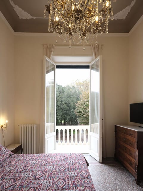 Superior Double Room | Memory foam beds, individually furnished, free WiFi