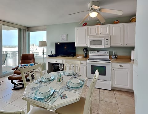 Condo, 1 King Bed with Sofa bed, Balcony, Ocean View (1207A - No Pets Allowed) | Private kitchen | Coffee/tea maker