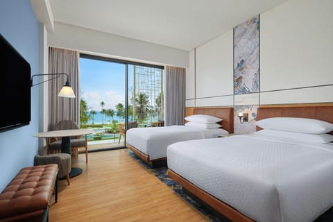 Deluxe Room, 2 Twin Beds, Non Smoking, Ocean View (Balcony) | Premium bedding, down comforters, minibar, in-room safe
