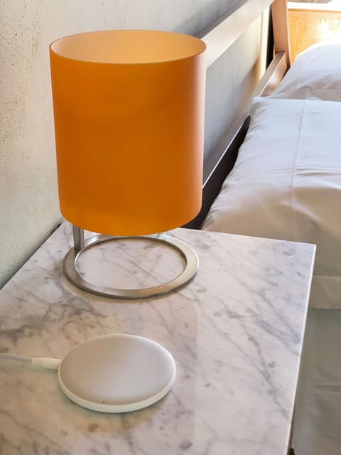 Begonia picture window bedroom detail