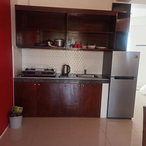 2 Bedroom Apartment with Lounge and Kitchen | Bed sheets