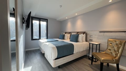 Standard Twin Room | Desk, free WiFi, bed sheets