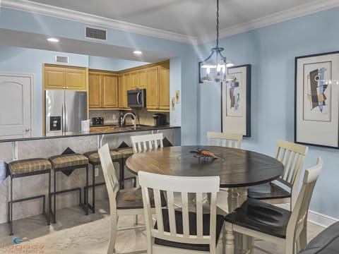 Azure #115 Dining Area