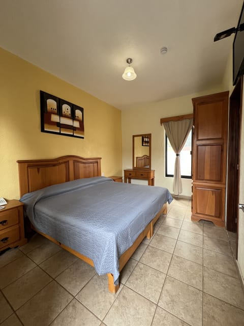 Standard Room | Free WiFi, bed sheets