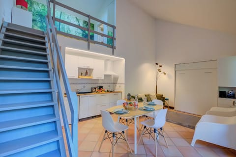 Standard House, Multiple Bedrooms (France Apartment) | Interior