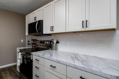 We also provide a full array of spices and cooking oil for added convenience.