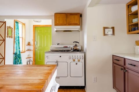 Cottage, Ensuite (The Lookout at Mosaic ) | Private kitchen