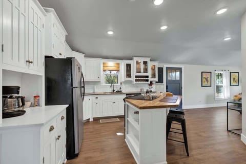 House, Multiple Beds, Patio, City View (614 Fulton St.) | Private kitchen | Coffee/tea maker