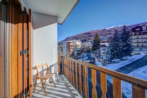 Family Apartment, 2 Bedrooms (Appartamento Villa Margherita City) | Balcony