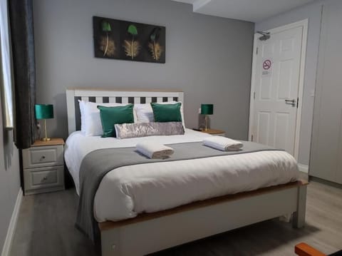 Standard Double Room | Free WiFi