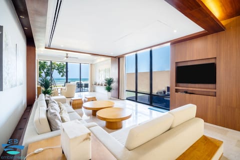 Business Villa, 3 Bedrooms, Ensuite, Sea View | Air conditioning