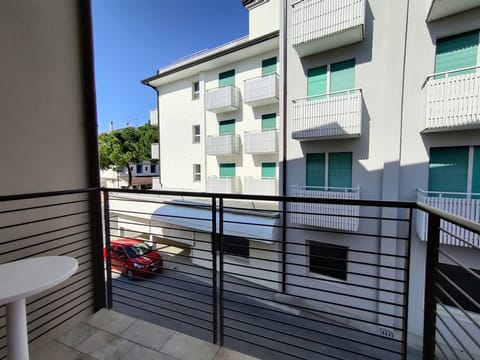 Apartment, 2 Bedrooms, Balcony, City View | Terrace/patio