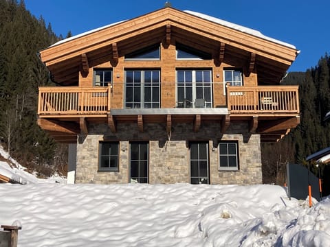 Holiday Home Exterior [winter]